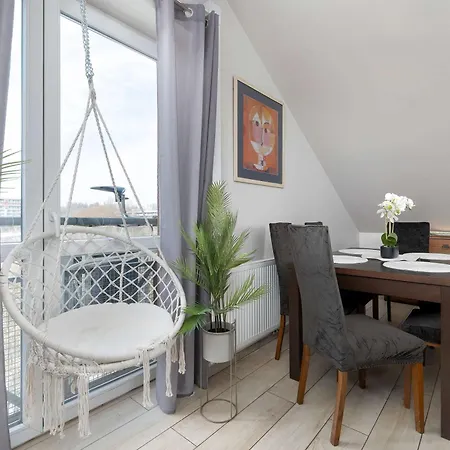 Διαμέρισμα Modern With Parking And Air Conditioning In Cracow By Renters Krasków