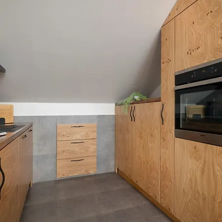 Διαμέρισμα Modern With Parking And Air Conditioning In Cracow By Renters Krasków