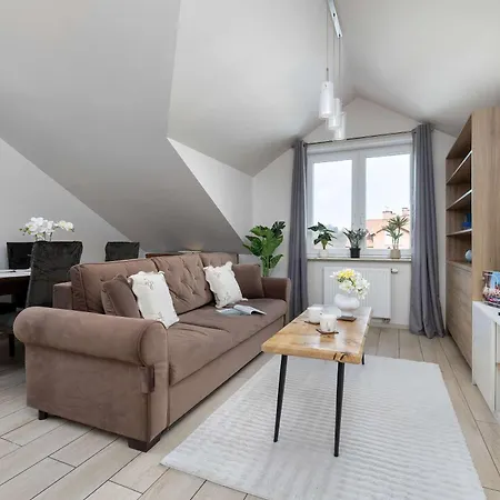Modern With Parking And Air Conditioning In Cracow By Renters Krakow